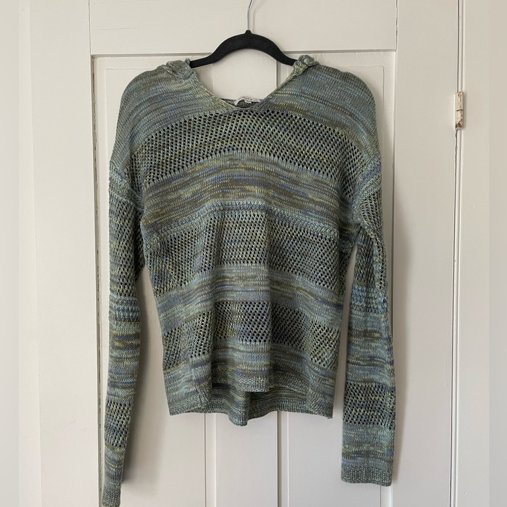 Pastel Green Knit Hooded Top